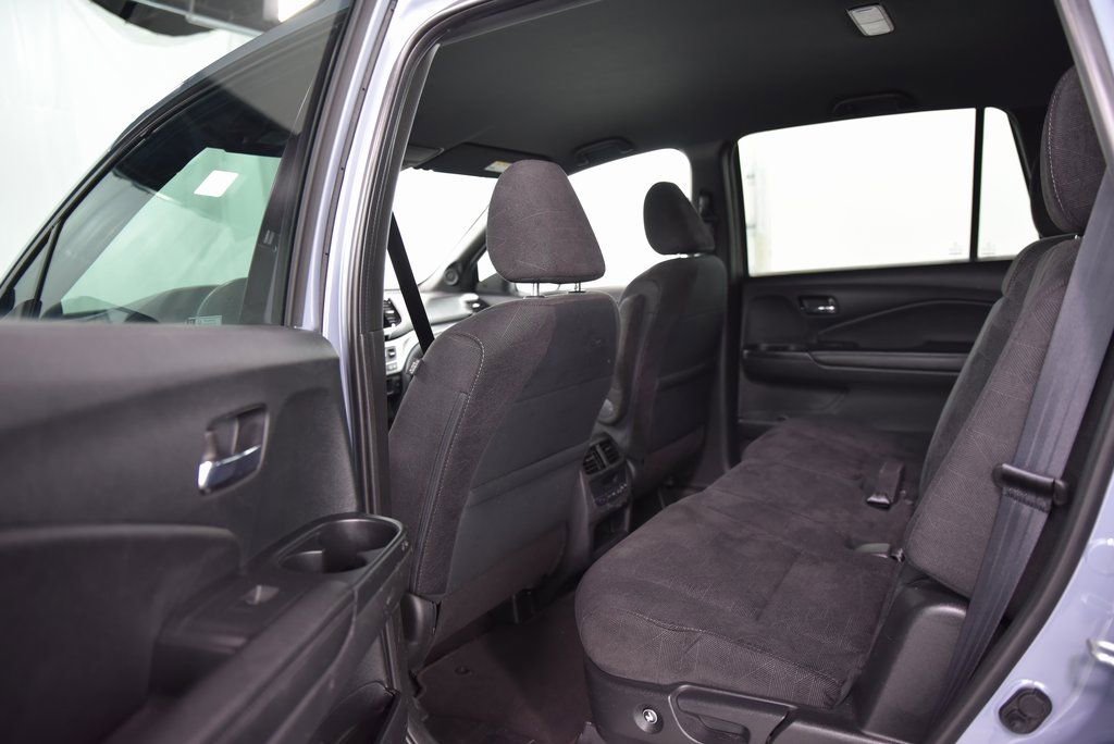 Used 2022 Honda Pilot Sport image 12