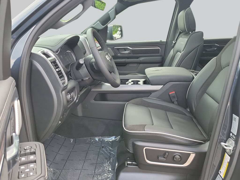 New 2026 RAM 1500 Laramie w/ Night Edition AWD/4WD image 29