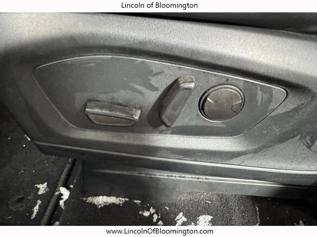 Used 2023 Ford Explorer XLT w/ Equipment Group 202A image 27