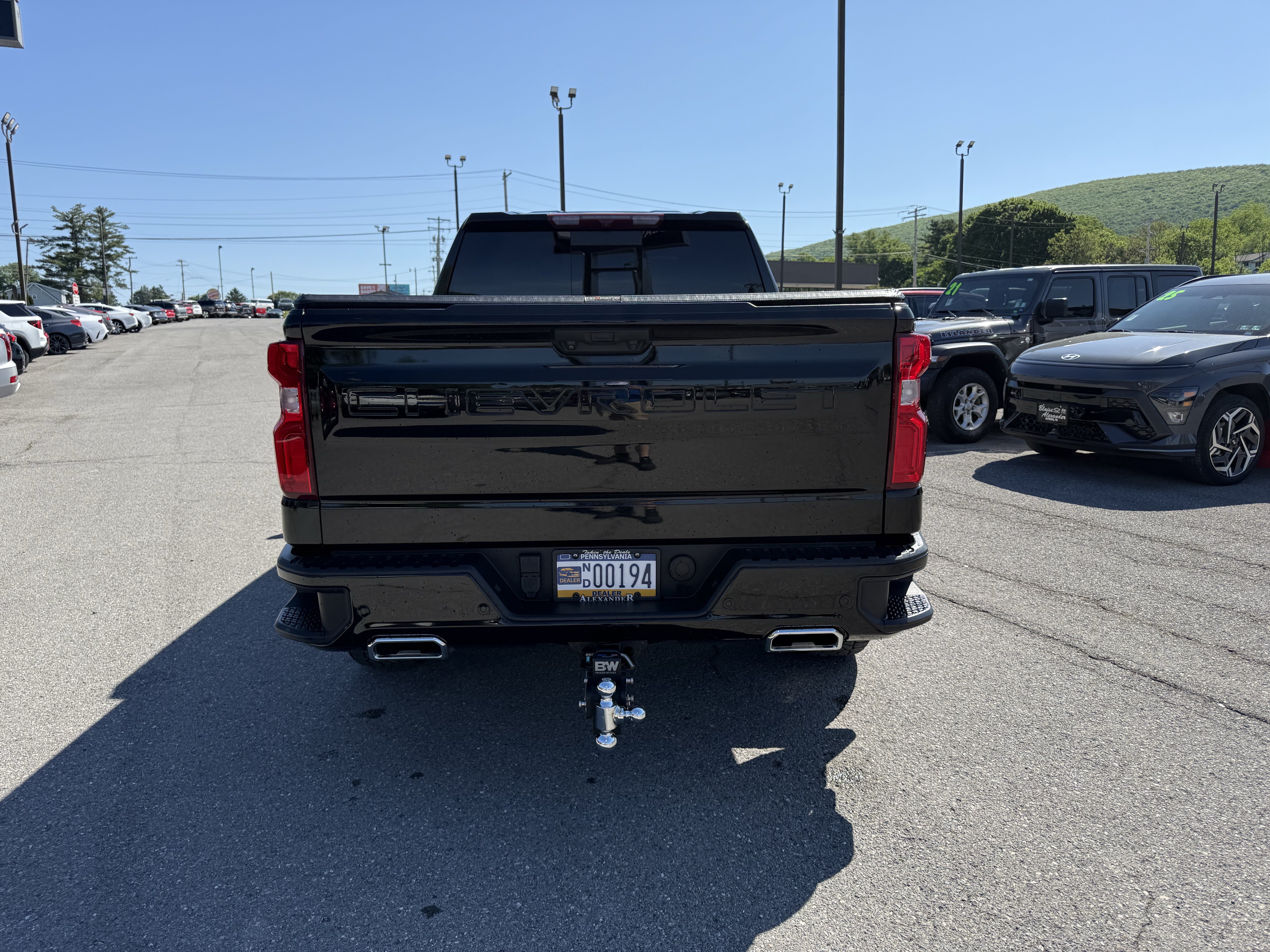 Used 2023 Chevrolet Silverado 1500 High Country AWD/4WD image 4