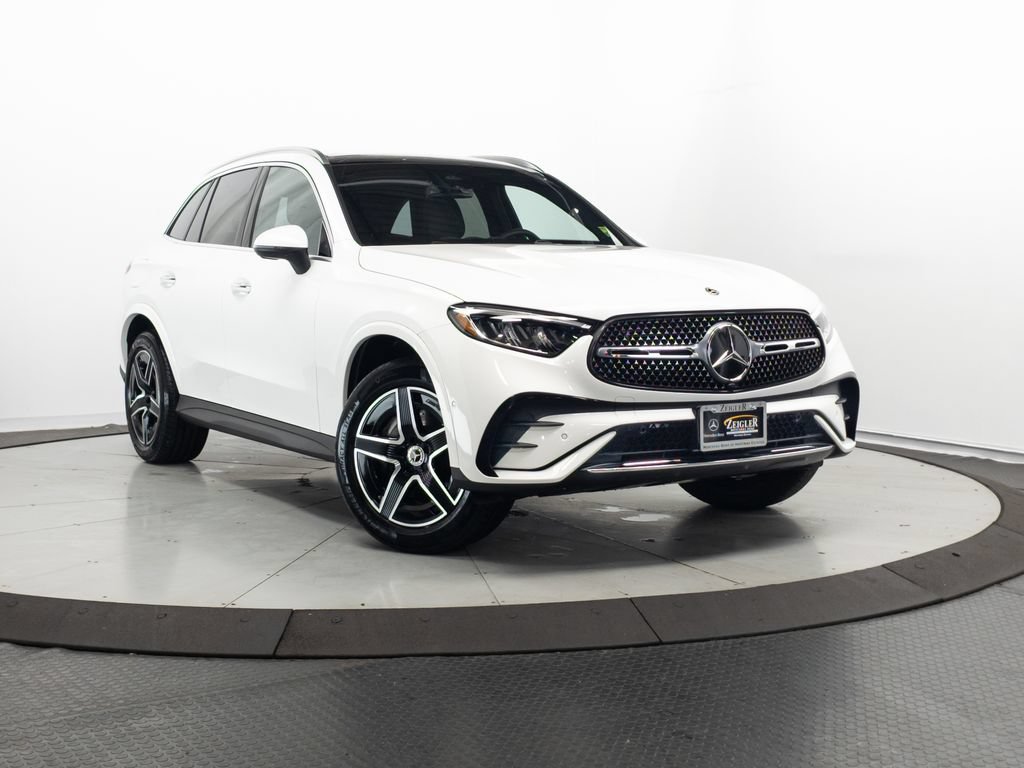 Certified 2026 Mercedes-Benz GLC 300 4MATIC image 1