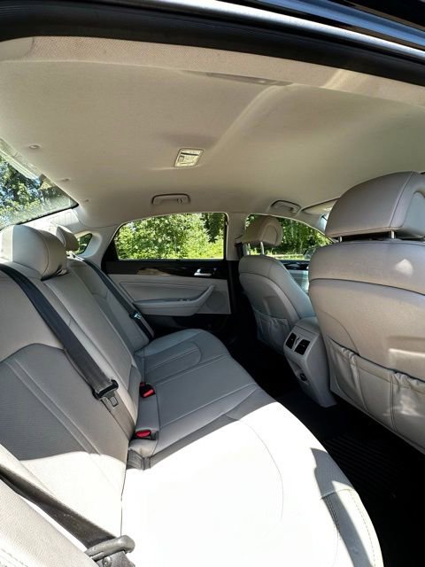 Used 2015 Hyundai Sonata Limited FWD image 18