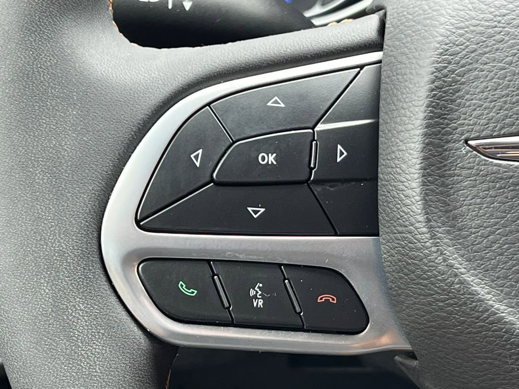 Used 2022 Chrysler Pacifica Pinnacle AWD/4WD image 29