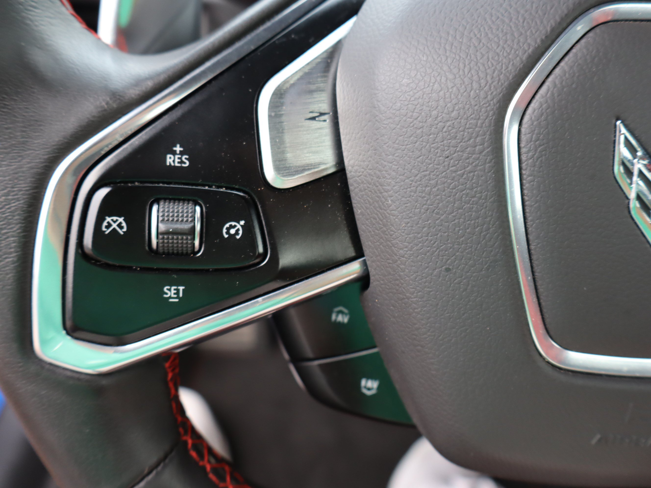 Used 2023 Chevrolet Corvette Stingray Preferred Conv w/ Stealth Interior Trim Package RWD image 19