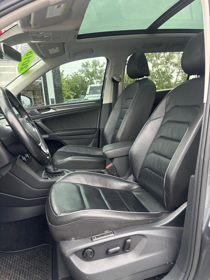 Used 2018 Volkswagen Tiguan SEL Premium AWD/4WD image 8