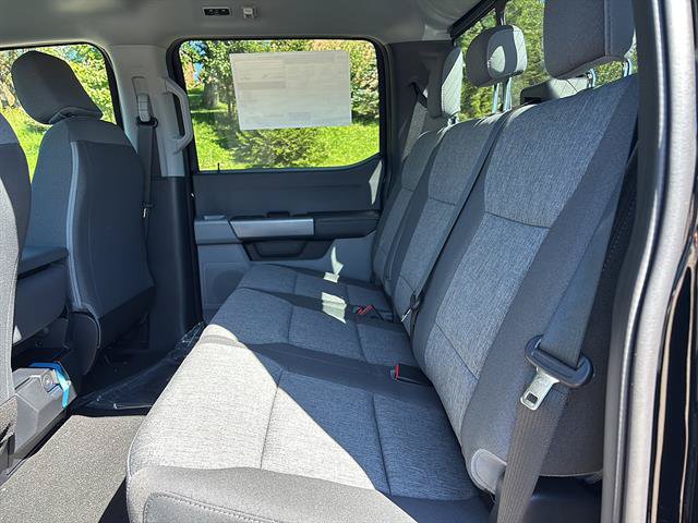 New 2027 Ford F250 XL w/ Tremor Off-Road Package AWD/4WD image 15