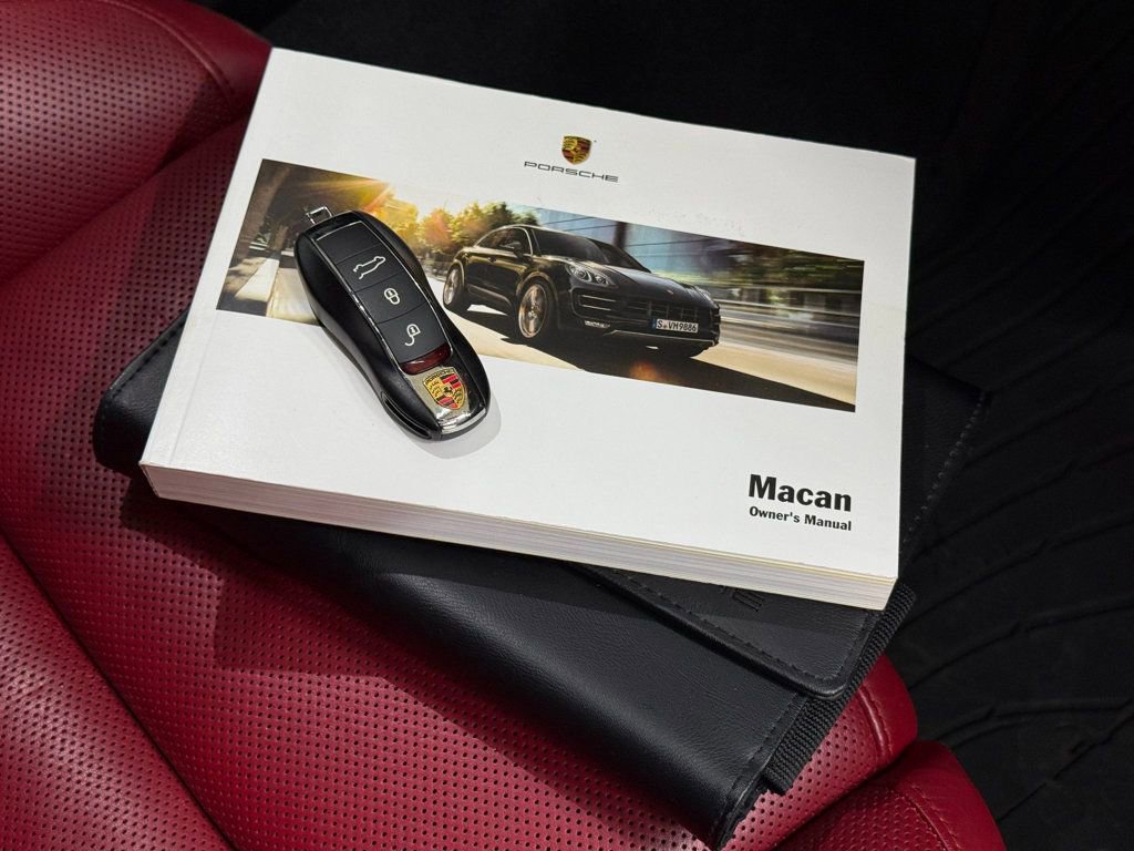 Used 2017 Porsche Macan Turbo image 83