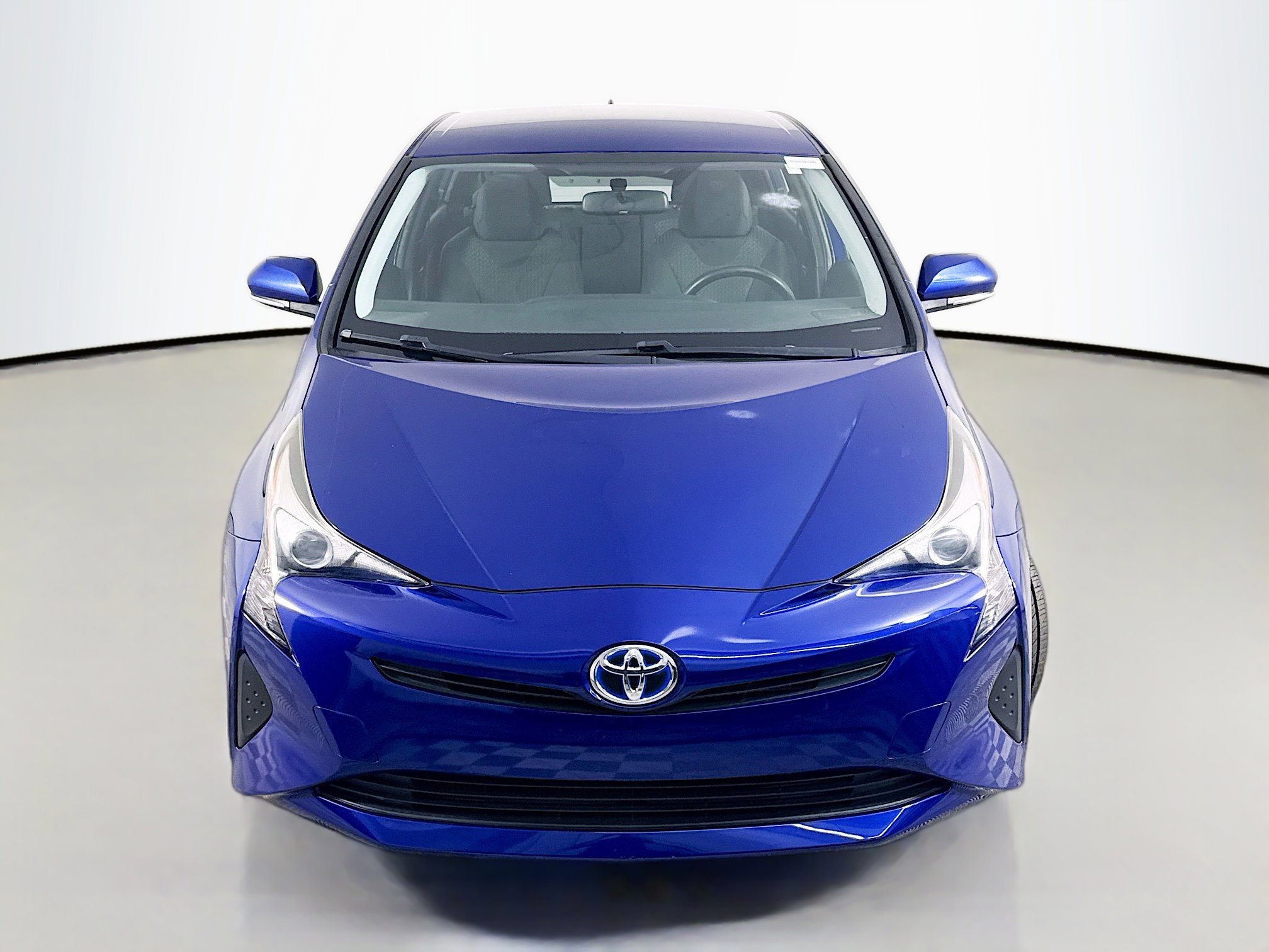 Used 2016 Toyota Prius Two video 2