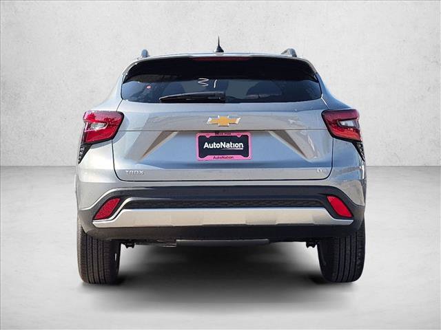 New 2026 Chevrolet Trax LT w/ Driver Confidence Package FWD image 8