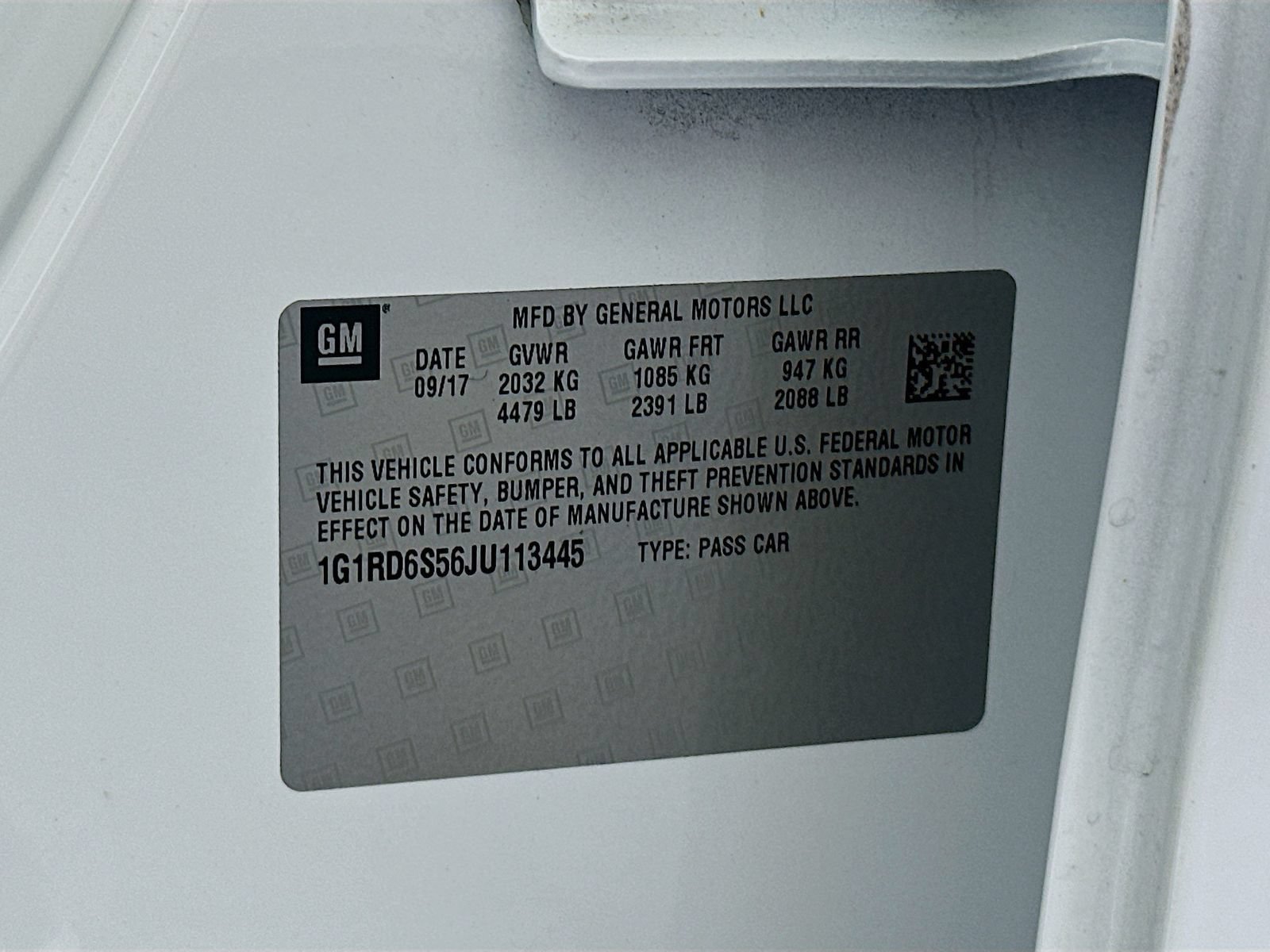 Used 2018 Chevrolet Volt Premier w/ Driver Confidence Package FWD image 34