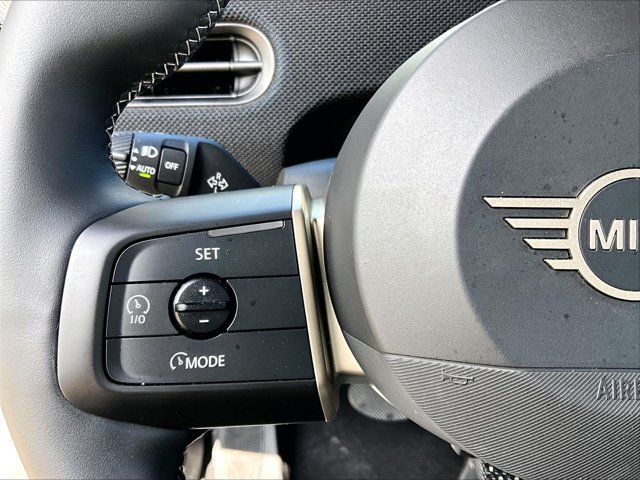 Used 2025 MINI Cooper S FWD image 20