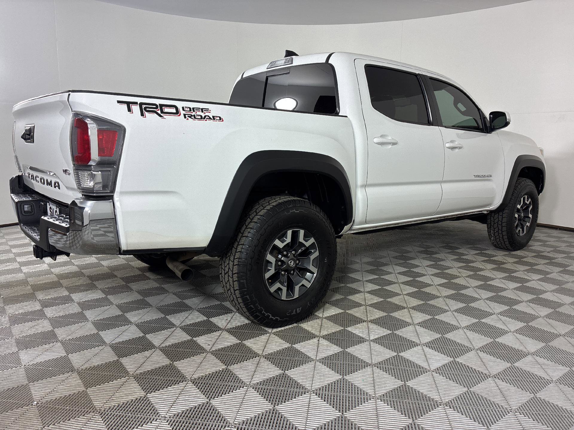 Used 2023 Toyota Tacoma 2WD Double Cab image 8