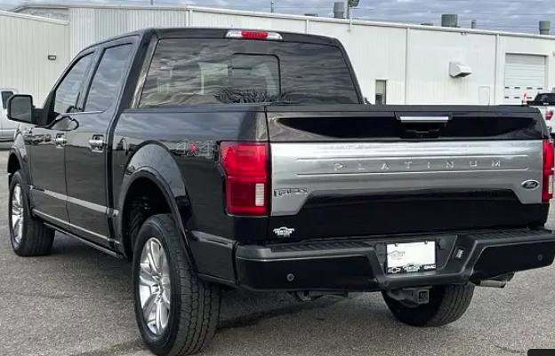 Used 2019 Ford F150 Platinum w/ Max Trailer Tow Package image 4