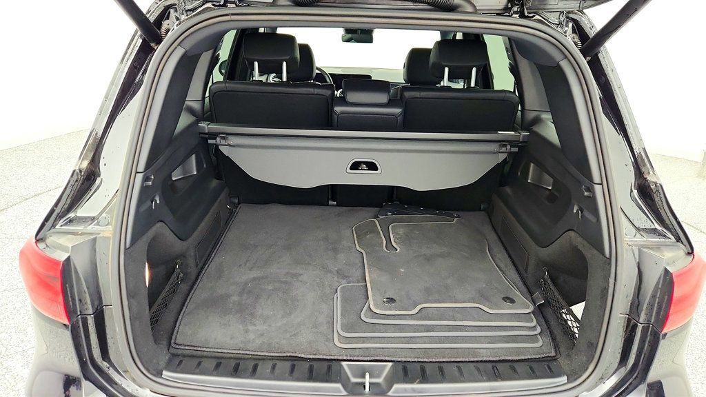 Used 2024 Mercedes-Benz EQB 300 4MATIC image 21