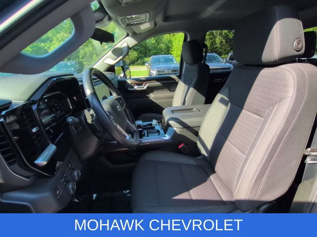 Used 2022 Chevrolet Silverado 1500 RST w/ Z71 Off-Road Package AWD/4WD image 19