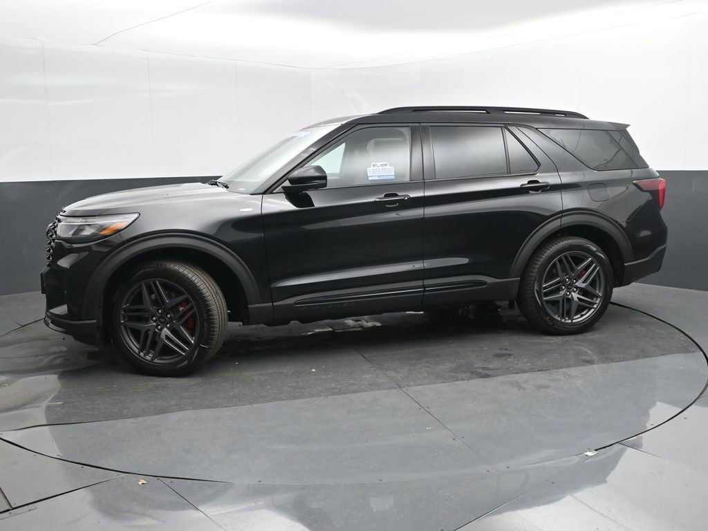 New 2026 Ford Explorer ST-Line w/ ST-Line Street Pack image 2