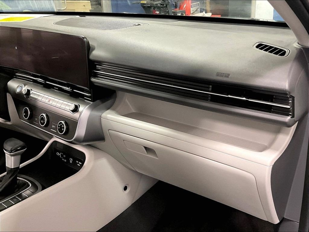 Certified 2024 Hyundai Kona SE AWD/4WD image 13