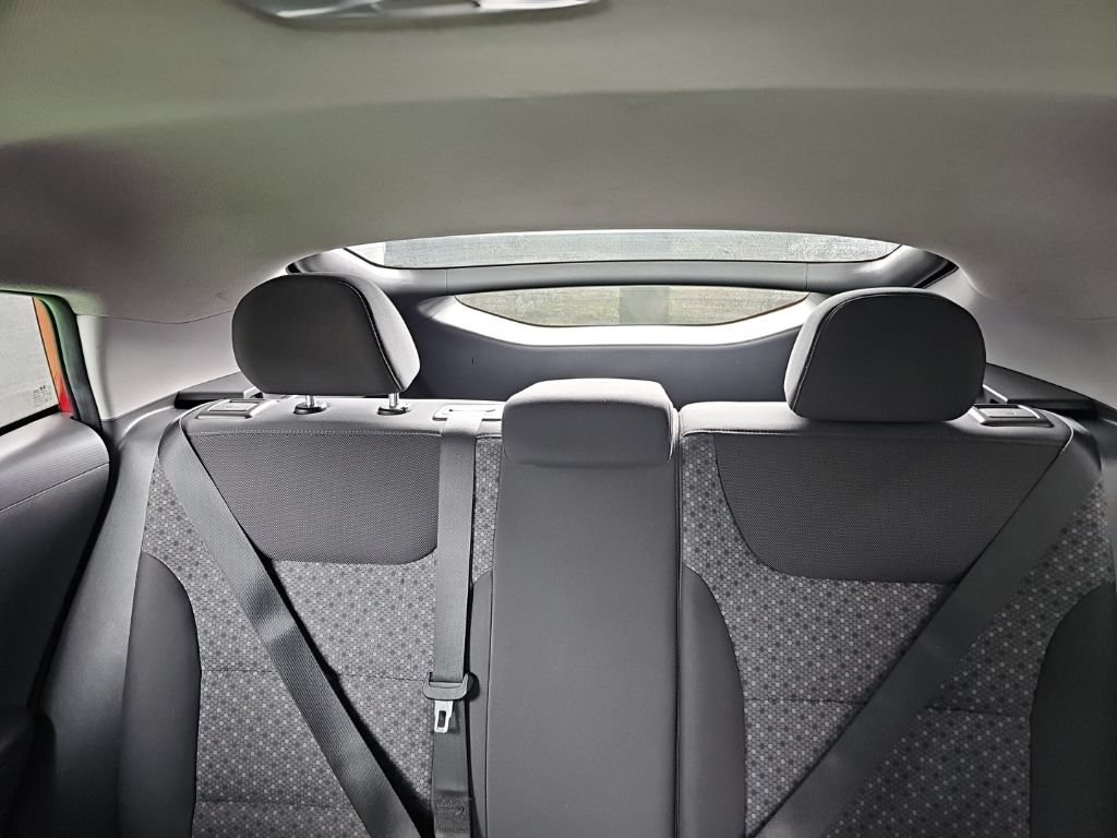 Used 2019 Hyundai Ioniq Blue FWD image 14