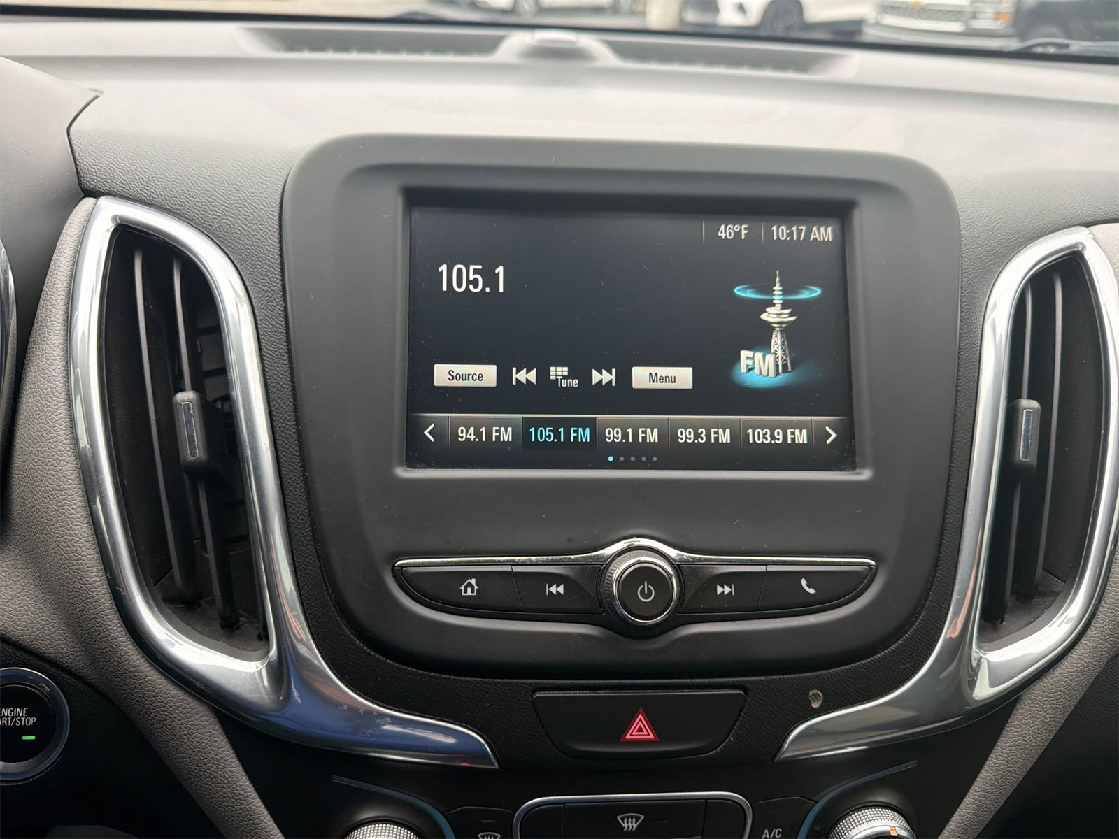 Used 2018 Chevrolet Equinox LS image 13