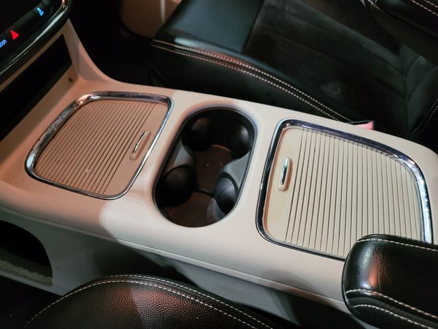 Used 2018 Dodge Grand Caravan SXT image 32