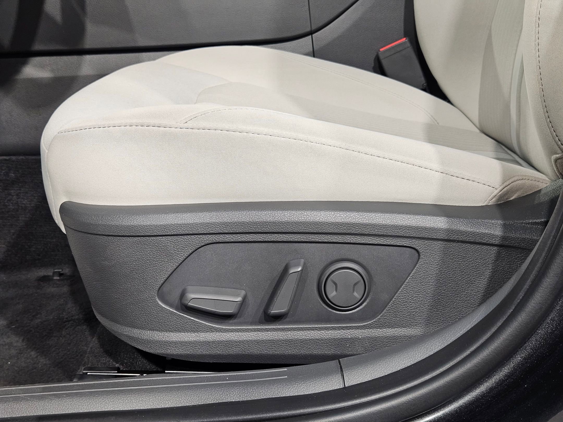 Used 2025 Hyundai Sonata SEL FWD image 23