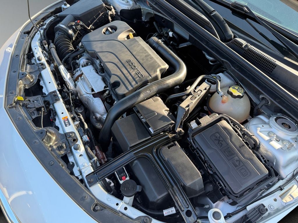Used 2019 Chevrolet Malibu LT FWD image 30