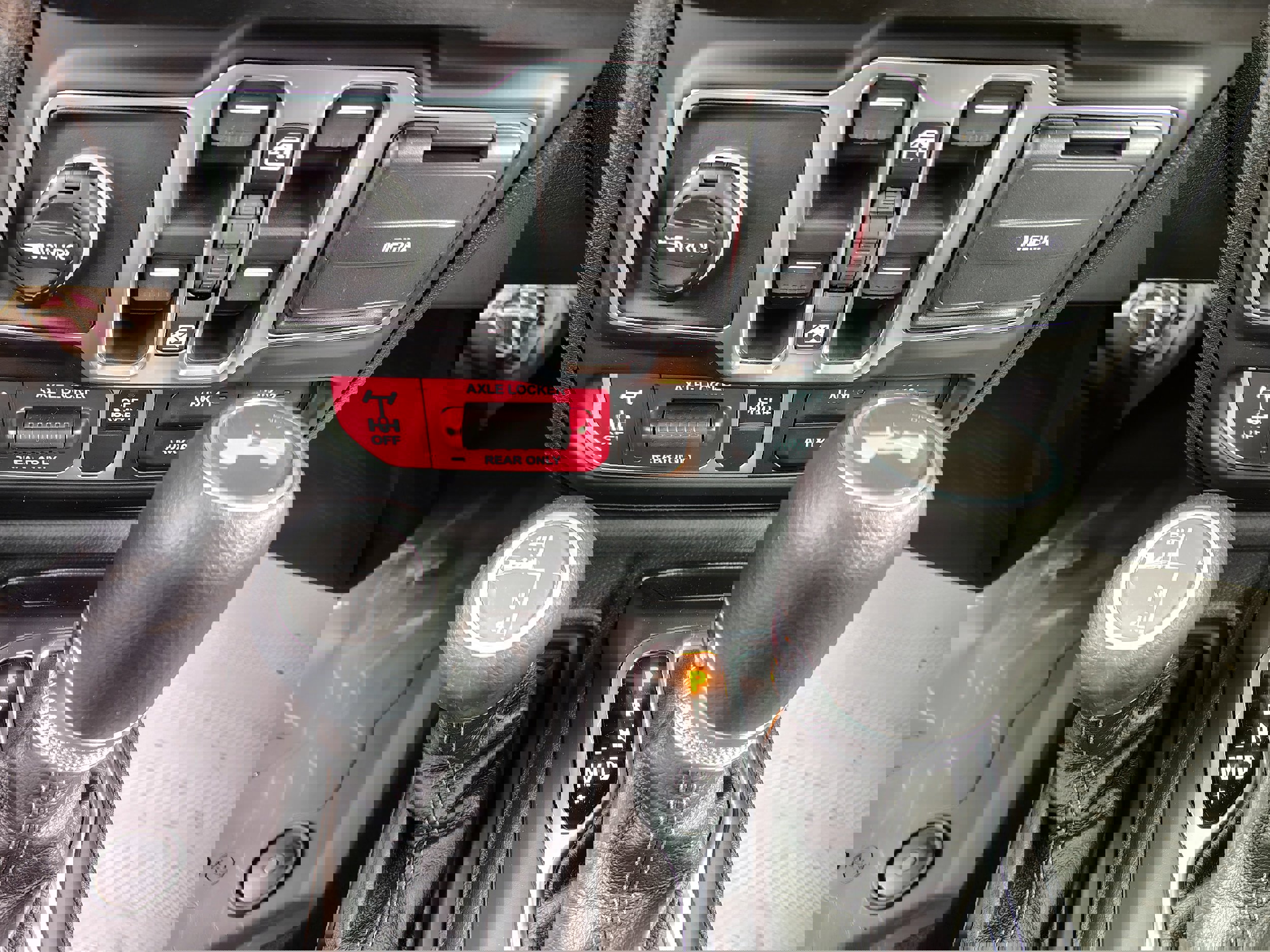 New 2026 Jeep Wrangler Unlimited Sport image 28