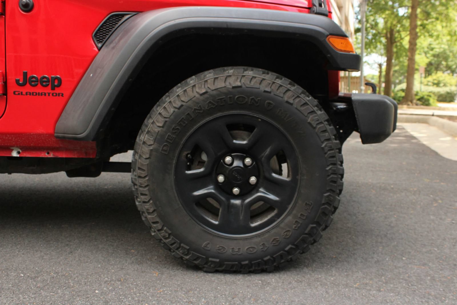 Used 2020 Jeep Gladiator Sport AWD/4WD image 4
