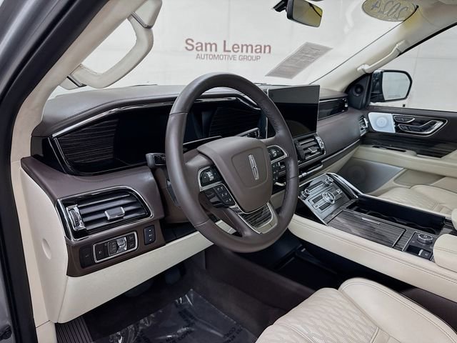 Used 2024 Lincoln Navigator L Black Label image 9