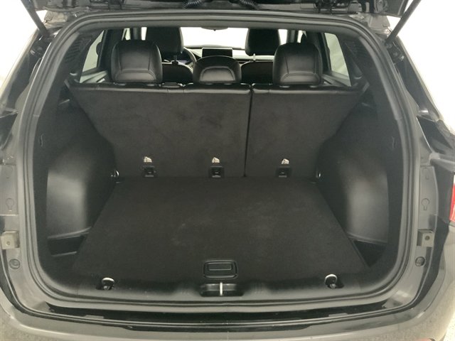 Used 2023 Jeep Compass Latitude image 8