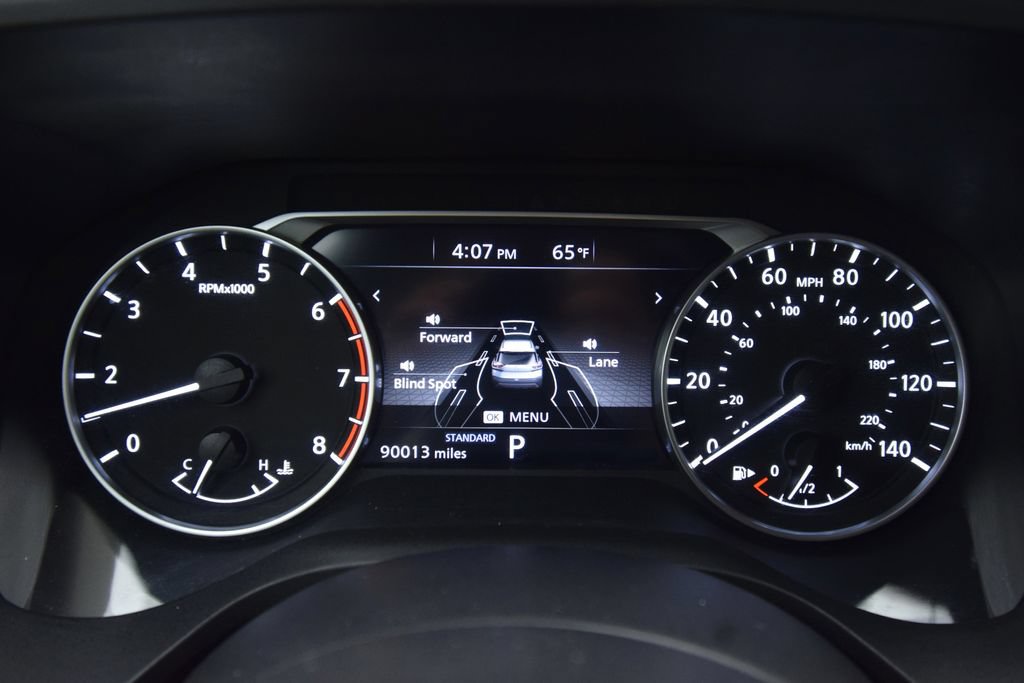 Used 2023 Nissan Rogue S FWD image 18