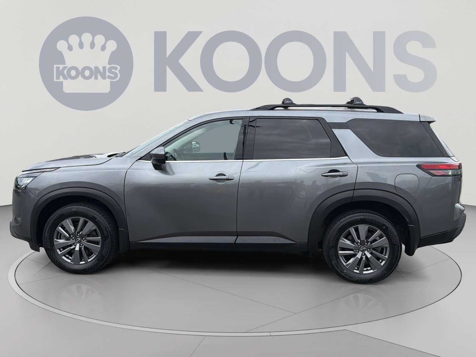 Used 2025 Nissan Pathfinder SV w/ SV Premium Package AWD/4WD image 2
