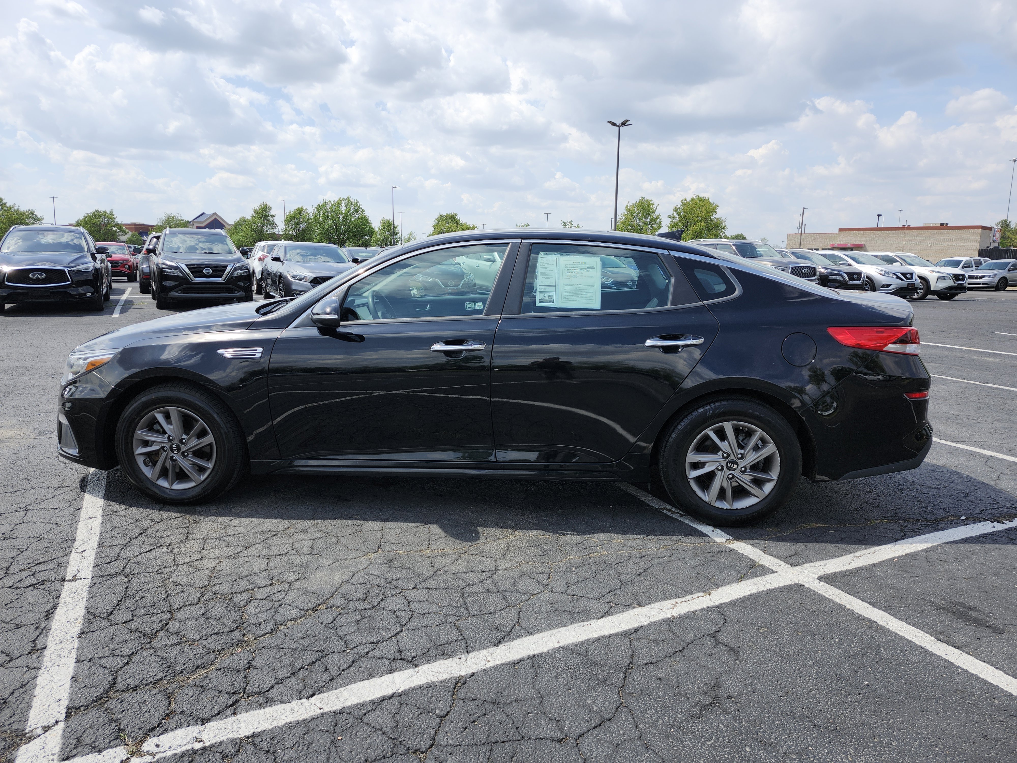 Used 2020 Kia Optima LX FWD image 12