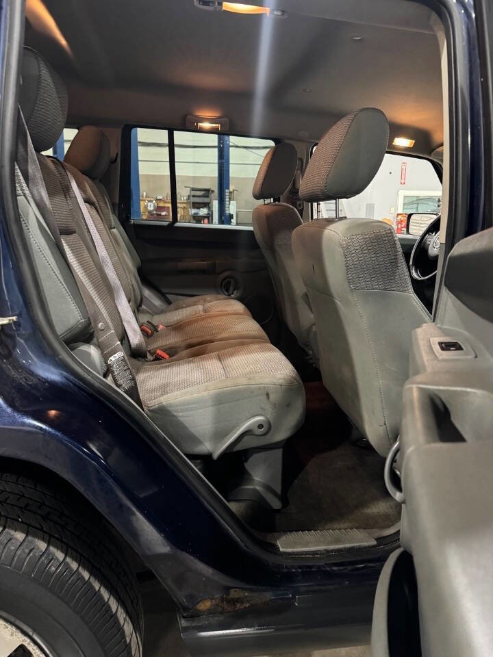 Used 2006 Jeep Commander 4WD image 17