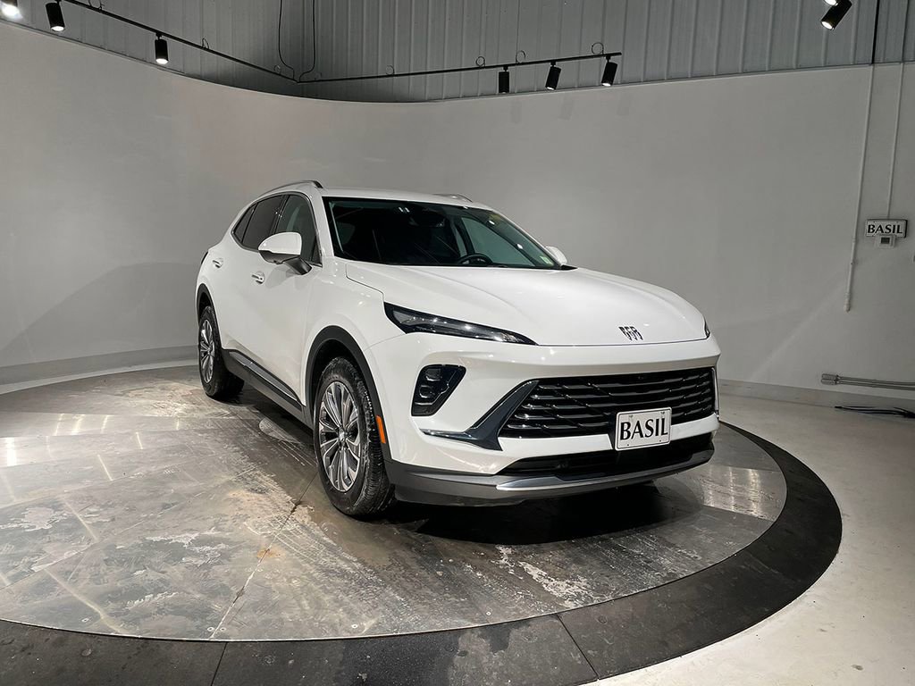 Used 2025 Buick Envision Preferred image 33