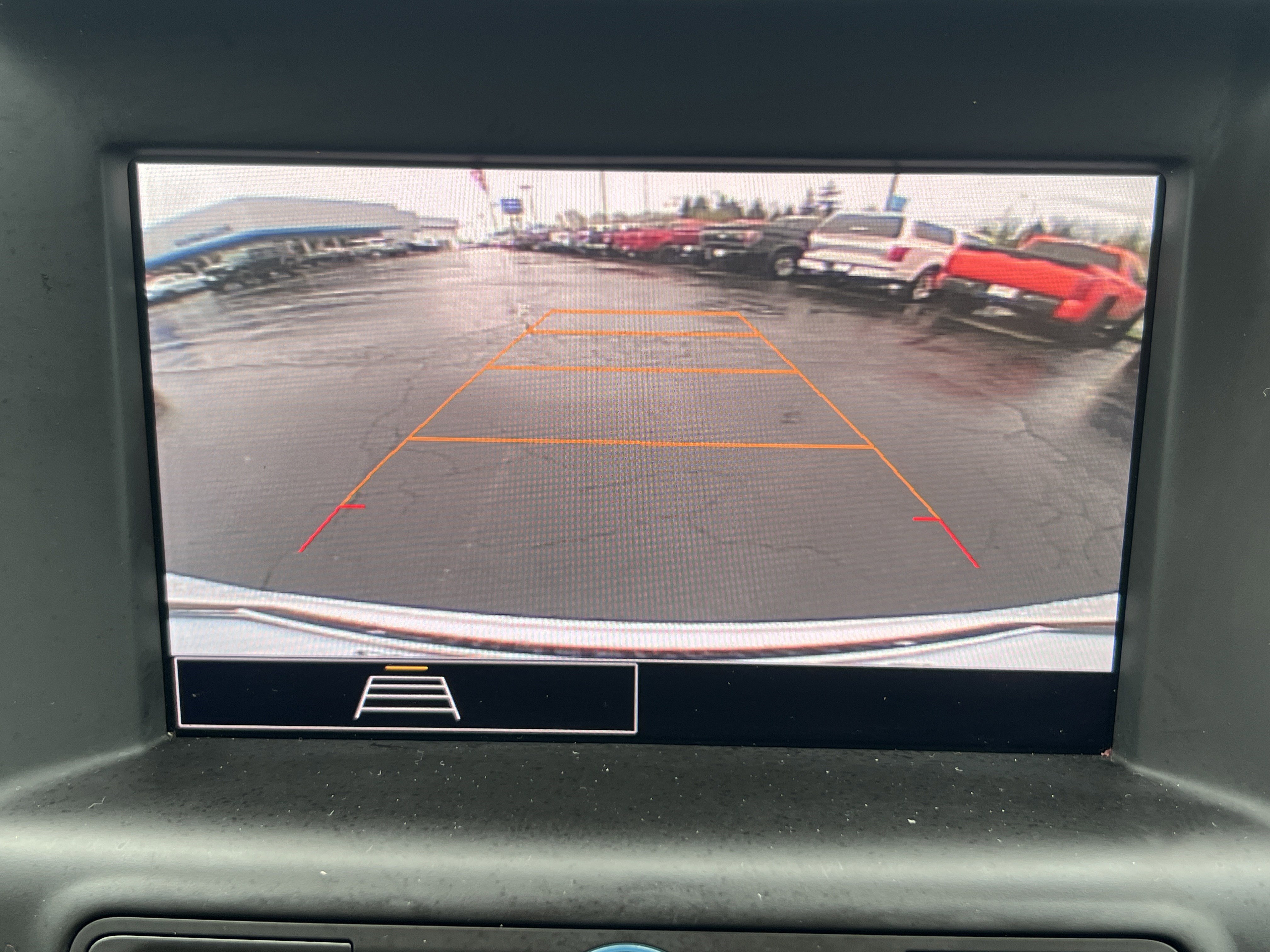 Used 2024 GMC Terrain SLE FWD image 11