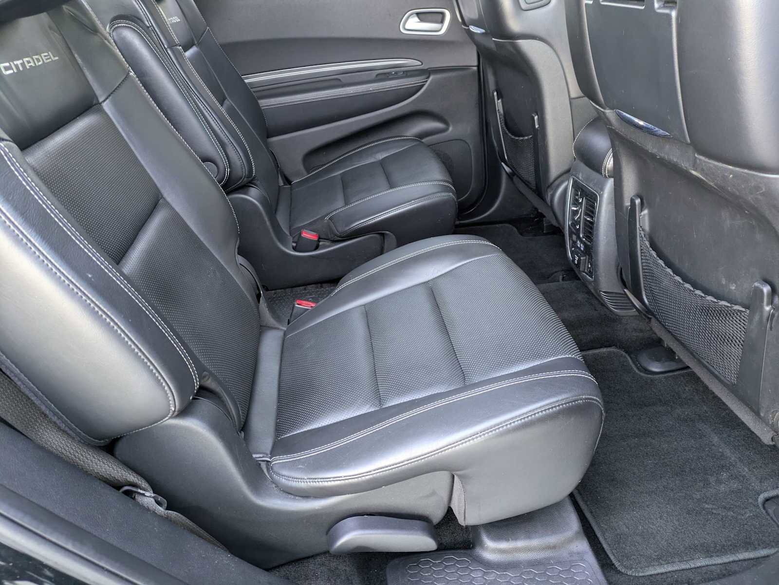 Used 2018 Dodge Durango Citadel w/ Premium Entertainment Group image 19