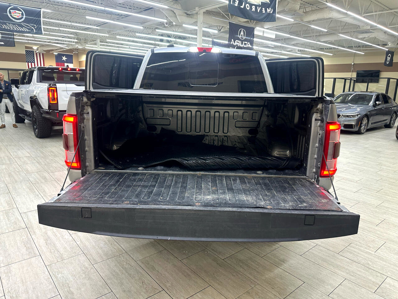 Used 2022 Ford F150 Lariat image 12