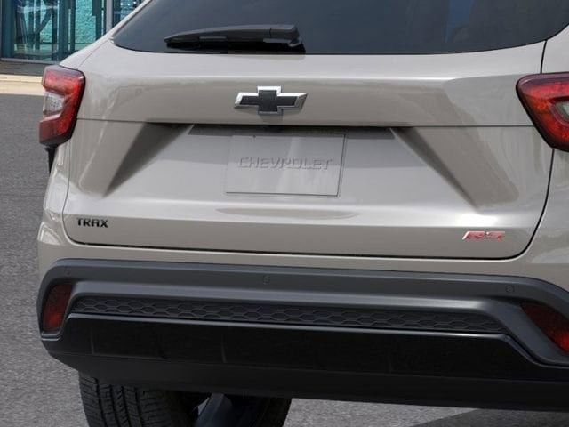 New 2026 Chevrolet Trax RS w/ Sunroof Package FWD image 15