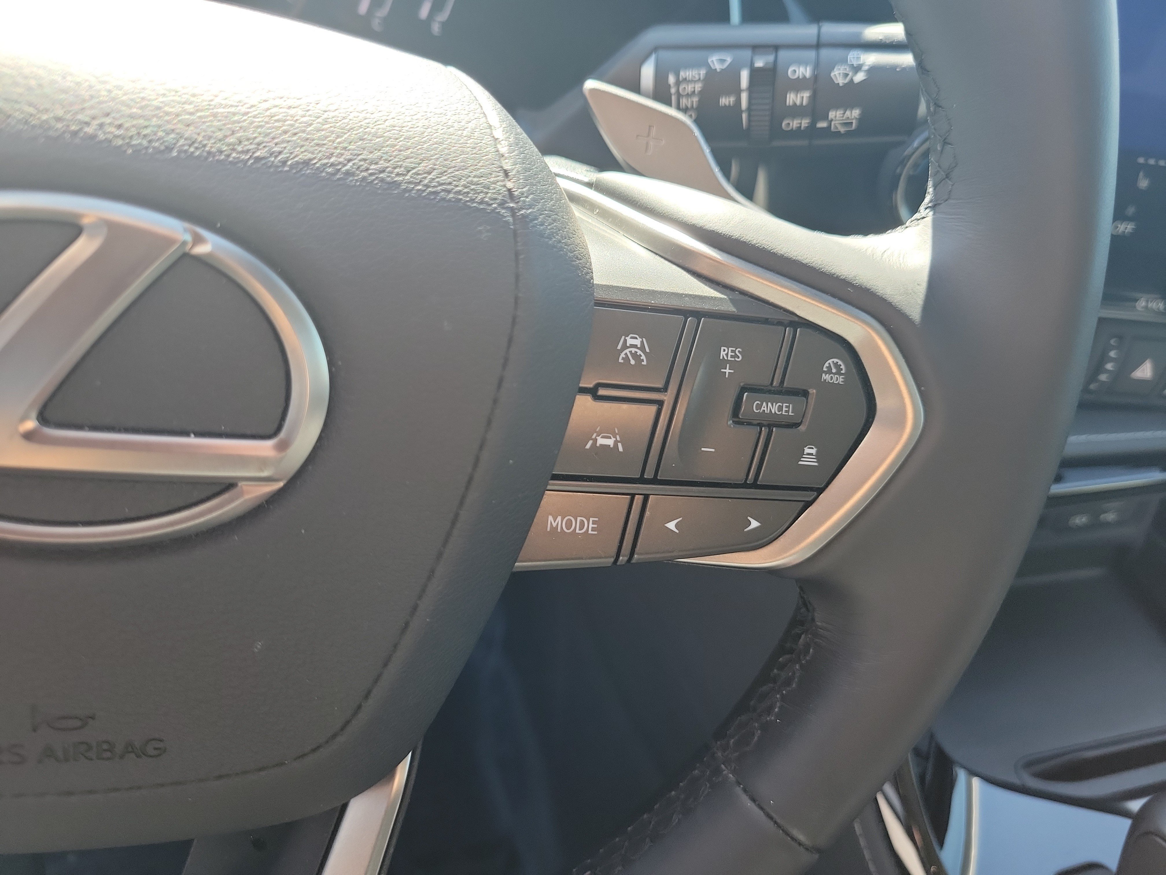 Used 2024 Lexus NX 250 FWD w/ Towing Package (2000 Lbs) image 26