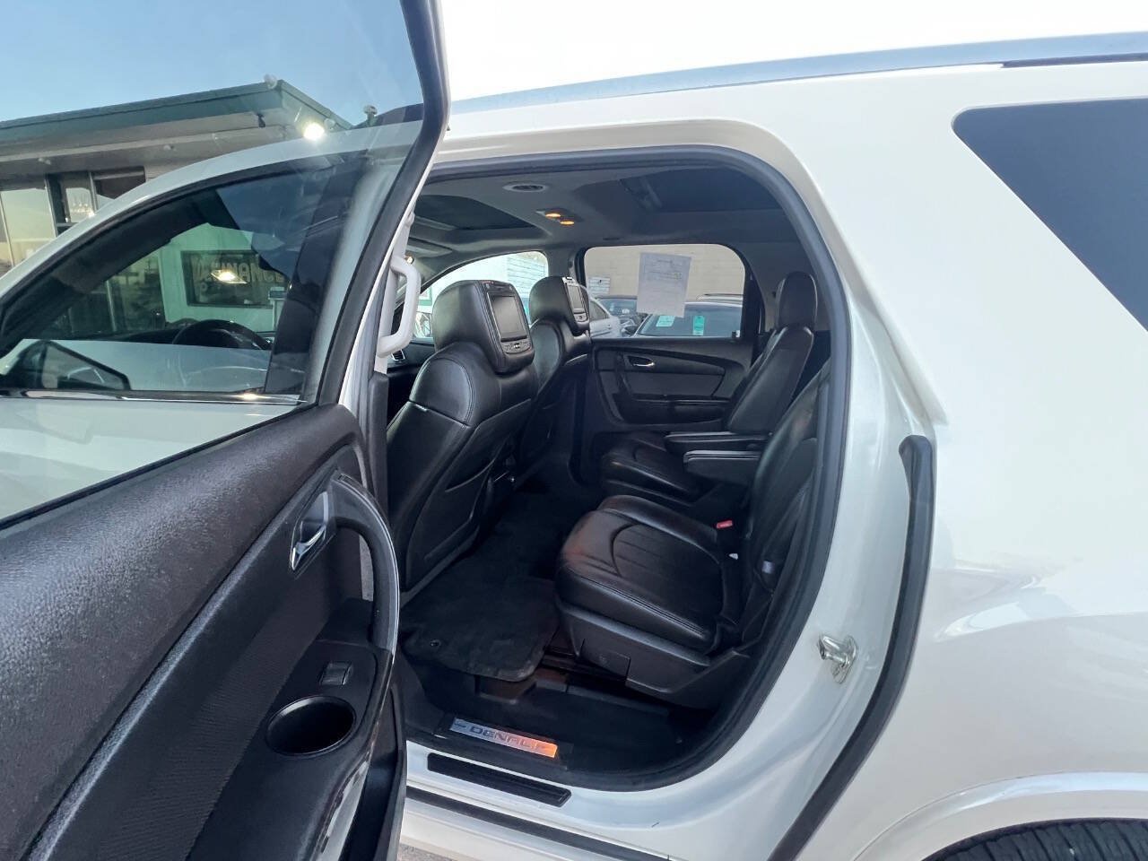 Used 2011 GMC Acadia Denali AWD/4WD image 16