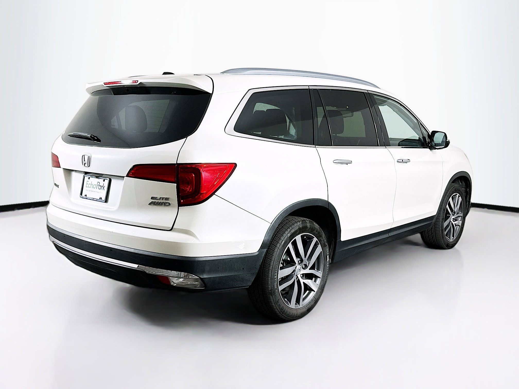 Used 2016 Honda Pilot Elite image 9