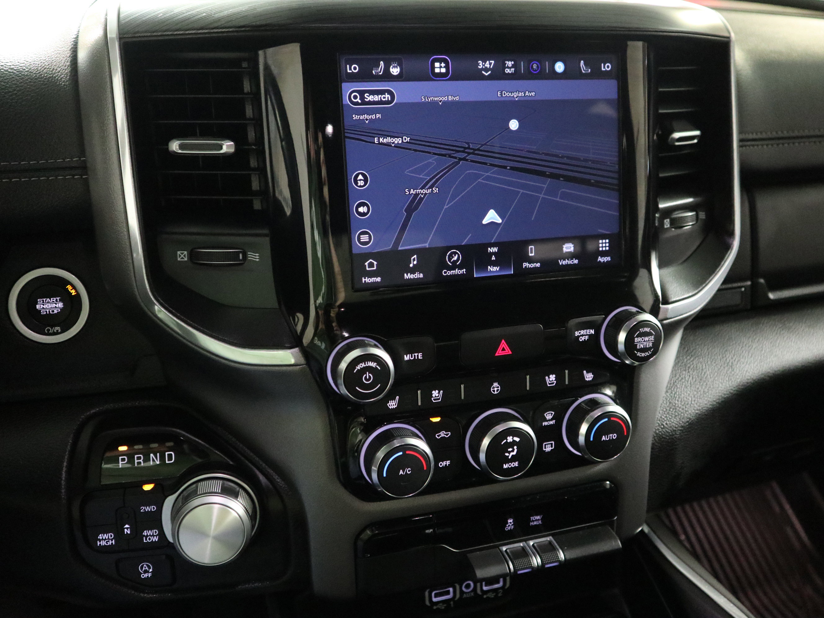 Used 2023 RAM 1500 Laramie AWD/4WD image 23