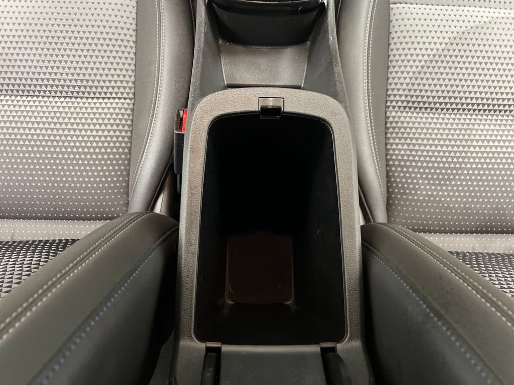 Used 2025 Chevrolet Trax LT FWD image 43
