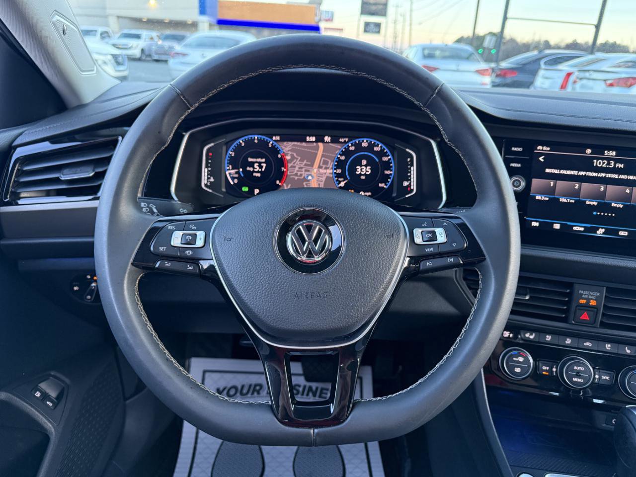 Used 2021 Volkswagen Jetta SEL Premium FWD image 14