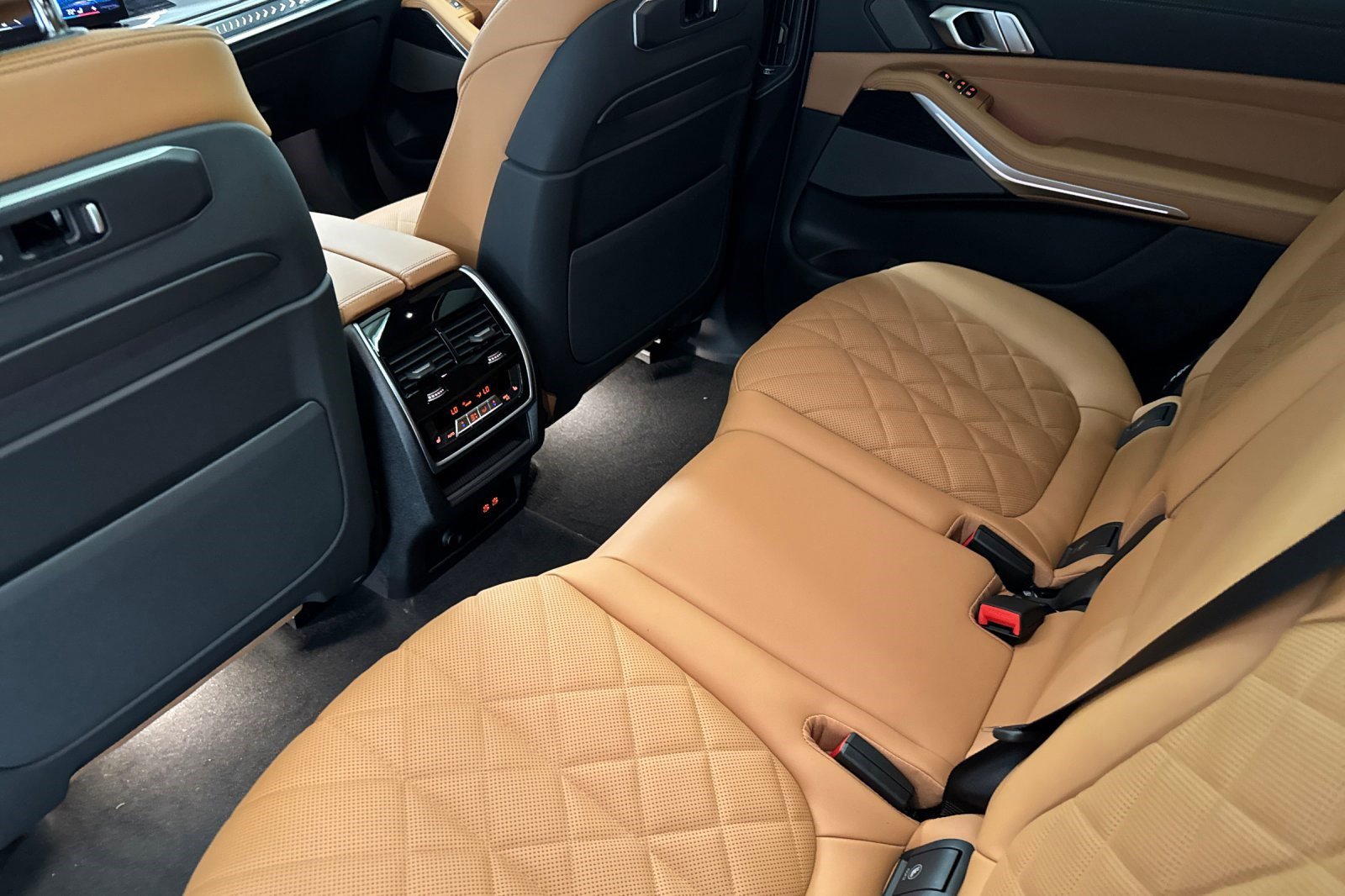 New 2026 BMW X7 xDrive40i w/ M Sport Package image 21