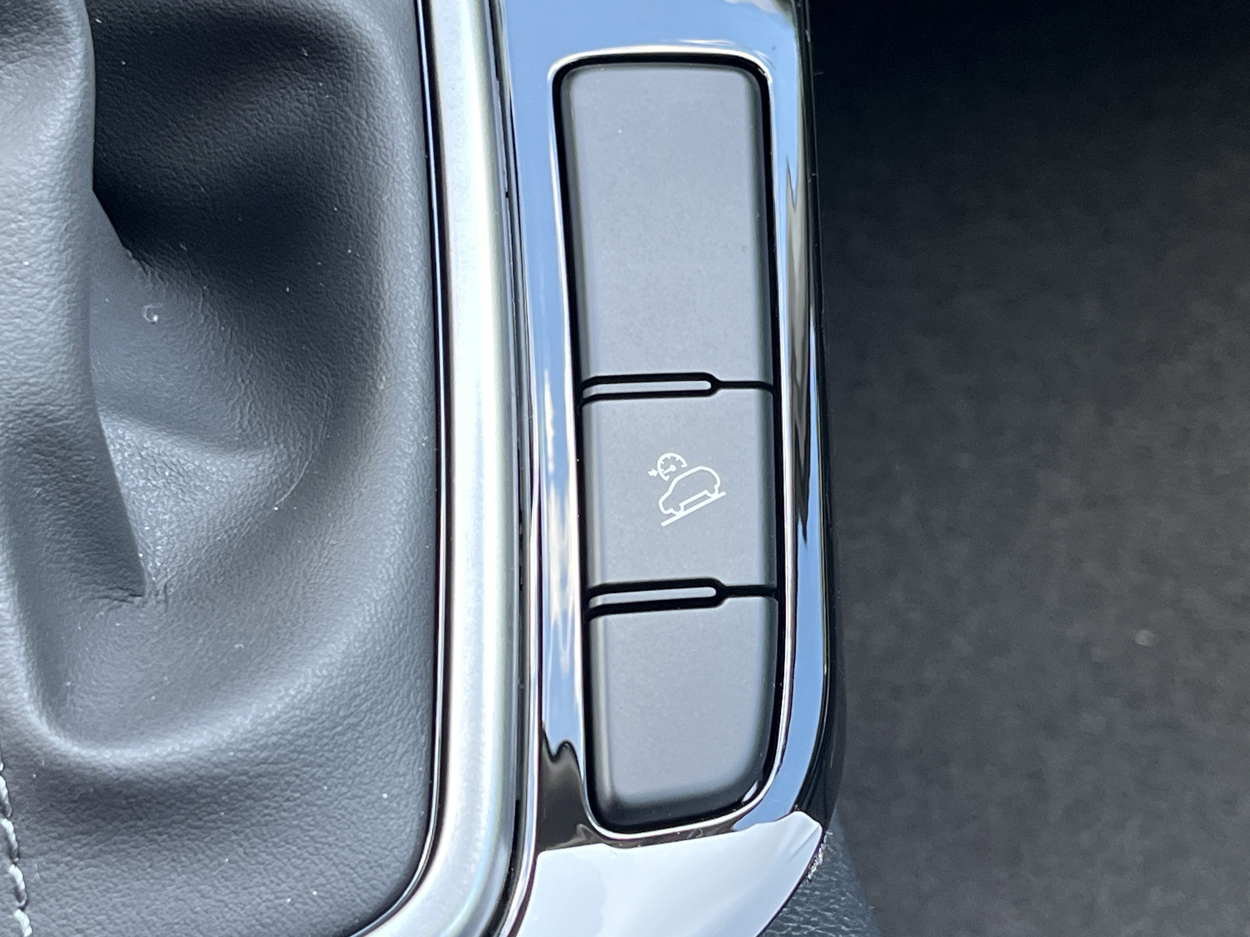 New 2026 Kia Seltos S FWD image 11