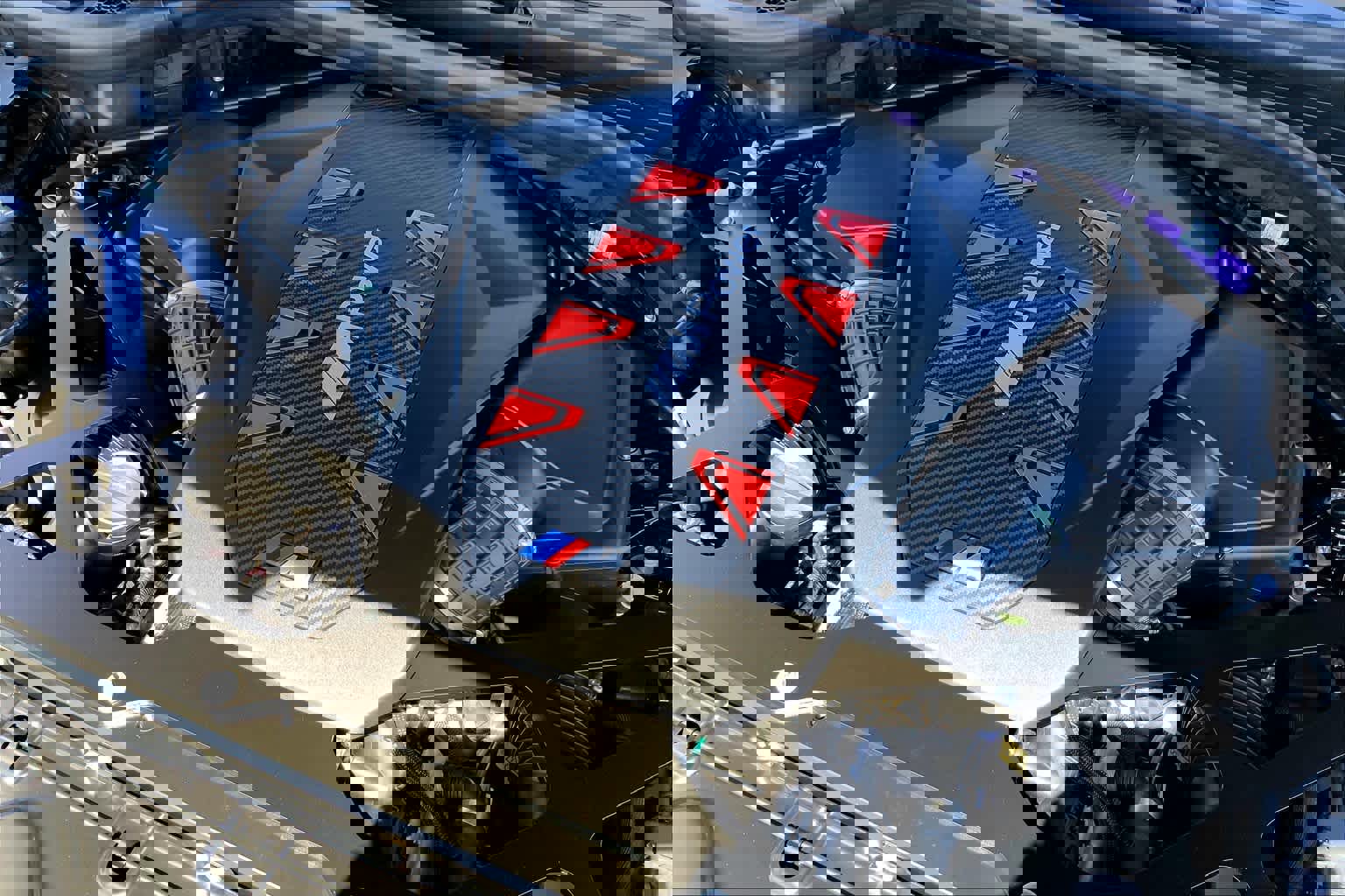 Used 2025 BMW X5 M Competition w/ Executive Package image 17