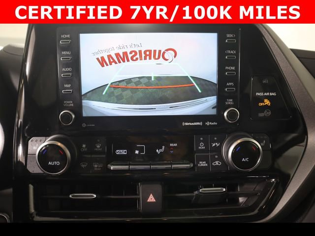 Used 2022 Toyota Highlander XLE AWD/4WD image 25