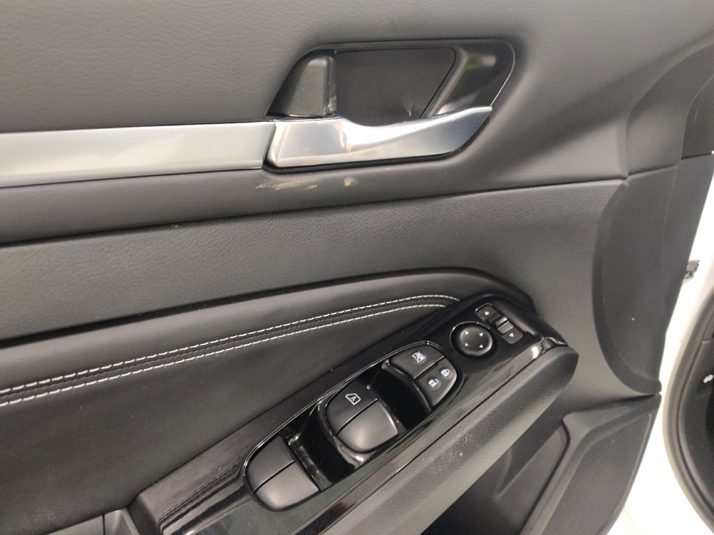 Used 2023 Nissan Altima 2.5 SV w/ SV Premium Package FWD image 27